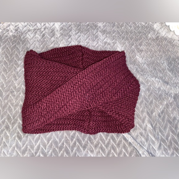 ALDO Infinity Scarf - Picture 3 of 4